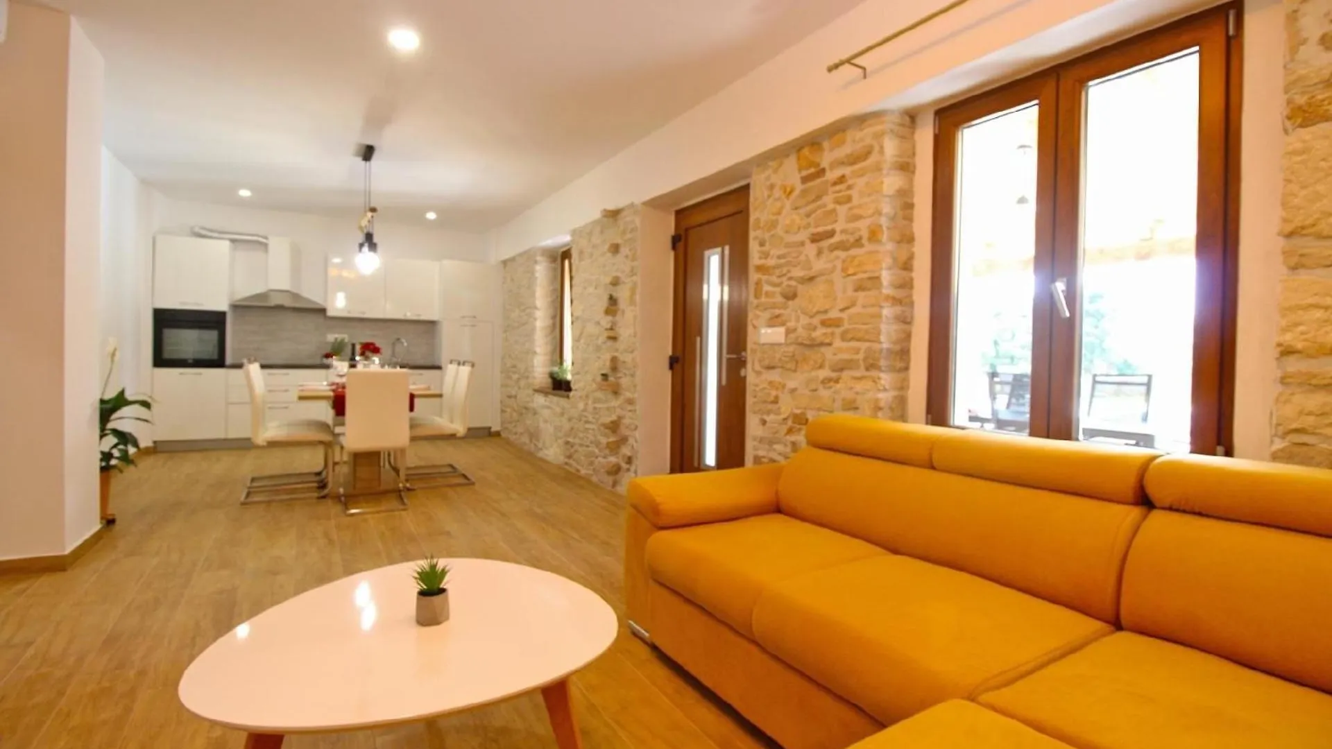 Holiday home Ferienhaus Mit Privatpool Fuer 6 Personen Ca 125 Qm In Liznjan, Istrien Suedkueste Von Istrien