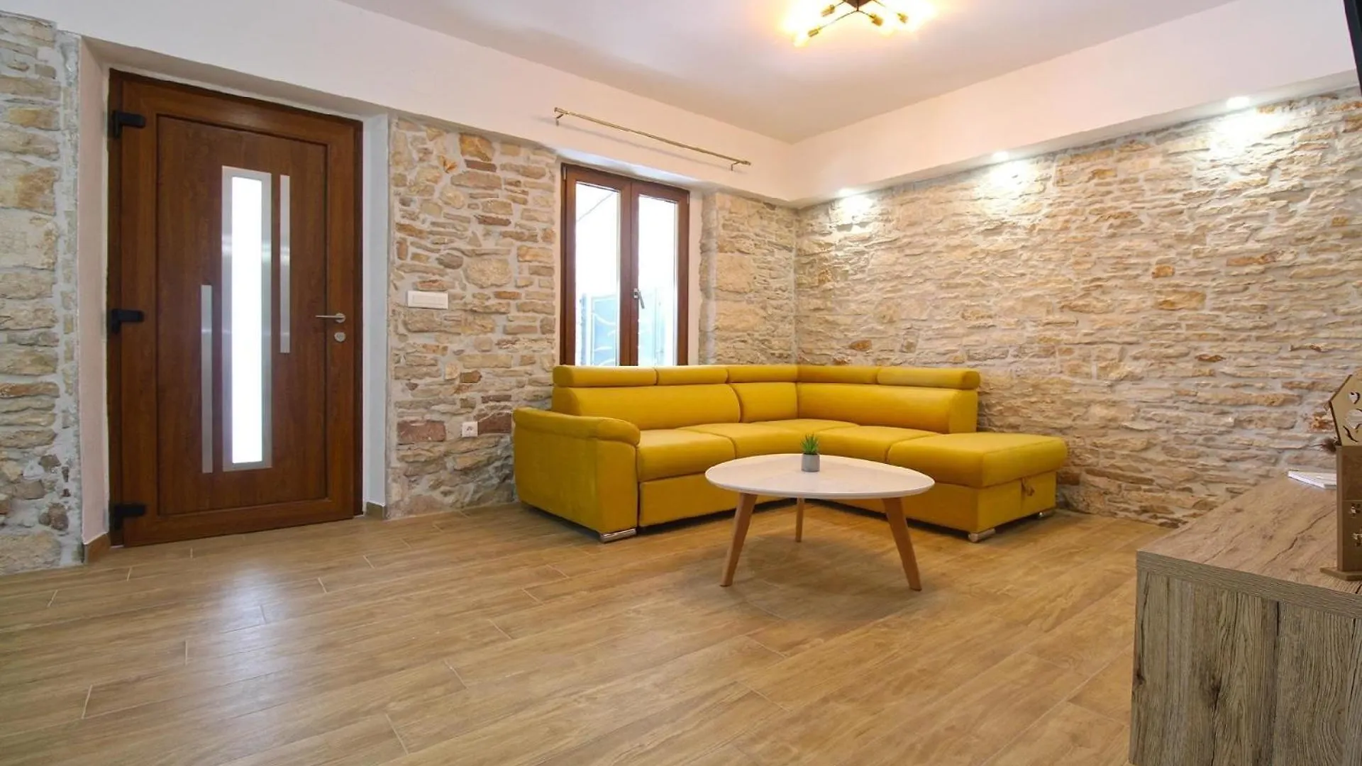 Holiday home Ferienhaus Mit Privatpool Fuer 6 Personen Ca 125 Qm In Liznjan, Istrien Suedkueste Von Istrien