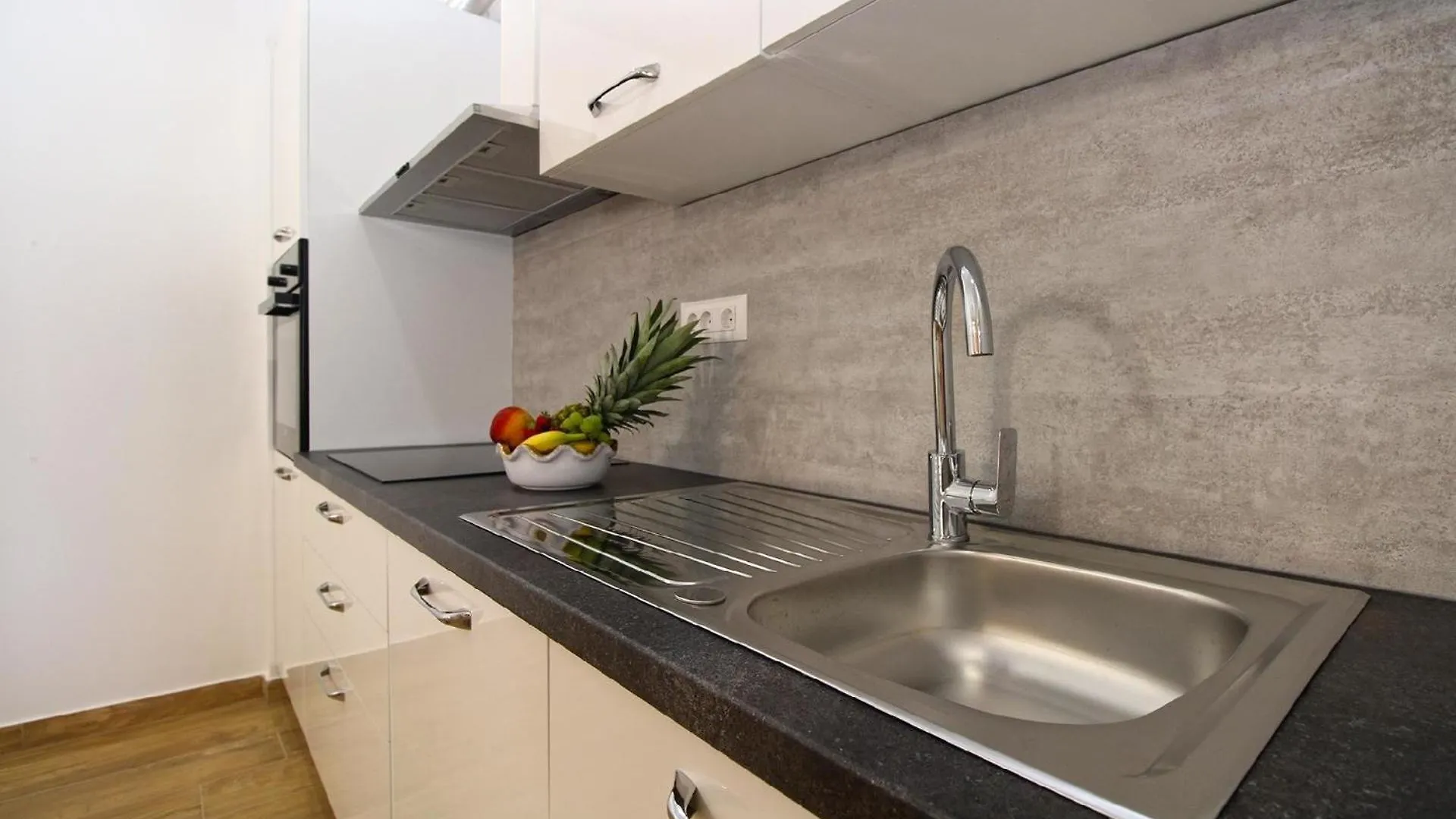 Holiday home Ferienhaus Mit Privatpool Fuer 6 Personen Ca 125 Qm In Liznjan, Istrien Suedkueste Von Istrien